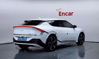 Kia EV6 2023, 65569 км, за 24004.7 USD