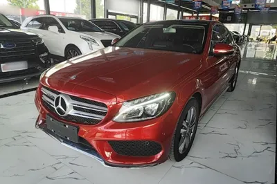 Mercedes-Benz C-Class · 2017 год