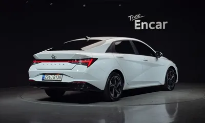 Hyundai Avante 2022, 156766 км, за 9902.29 USD