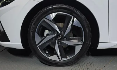 Hyundai Avante 2022, 156766 км, за 9902.29 USD