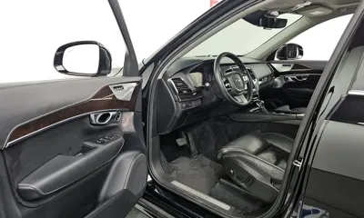 Volvo XC90 2017, 118713 км, за 19036.37 USD - фото 10