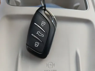 MG 4 EV 2026, 4400 км, за 11490 USD - фото 9