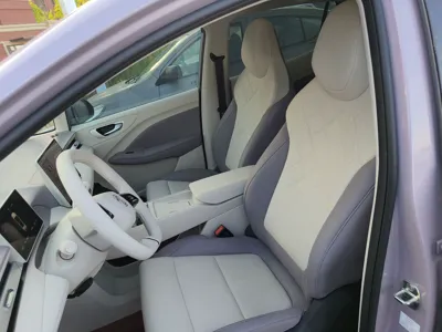 MG 4 EV 2026, 4400 км, за 11490 USD - фото 16