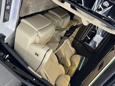 Toyota Alphard 2025, 6200 км, за 140564.01 USD - фото 11