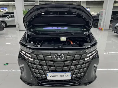 Toyota Alphard 2025, 6200 км, за 140564.01 USD - фото 28
