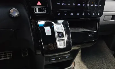 Hyundai Staria 2022, 115531 км, за 20034.15 USD - фото 9