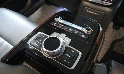Genesis G90 2019, 133545 км, за 18708.15 USD - фото 18