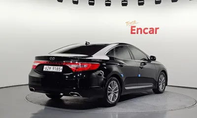 Hyundai Grandeur 2017, 136219 км, за 5537.46 USD