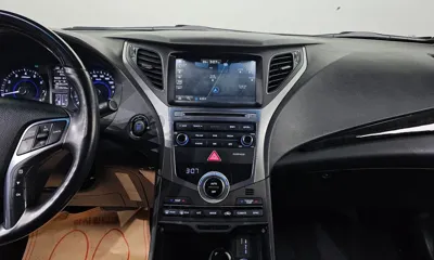 Hyundai Grandeur 2017, 136219 км, за 5537.46 USD - фото 16