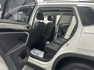 Volkswagen Tayron 2022, 43000 км, за 14684.82 USD - фото 12