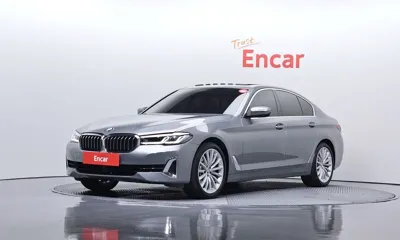 BMW 5-Series · 2023 год