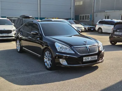 Hyundai Equus 2011, 125000 км, за 4135.49 USD