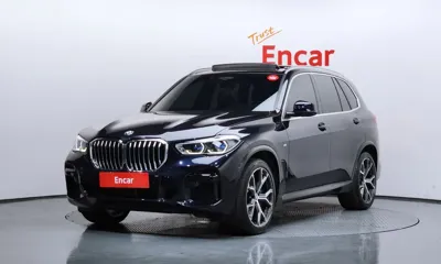 BMW X5 · 2023 год