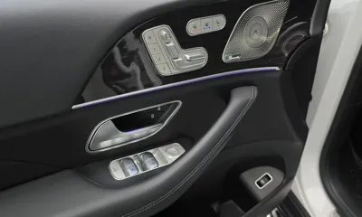 Mercedes-Benz GLE-Class 2023, 63877 км, за 45472.33 USD - фото 13