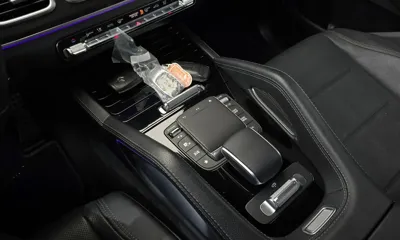 Mercedes-Benz GLE-Class 2023, 63877 км, за 45472.33 USD - фото 19