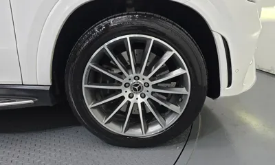Mercedes-Benz GLE-Class 2023, 63877 км, за 45472.33 USD - фото 21