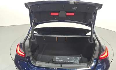 BMW 3-Series 2025, 11568 км, за 651162.08 USD - фото 20