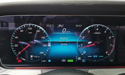 Mercedes-Benz E-Class 2023, 55706 км, за 29767.71 USD - фото 8