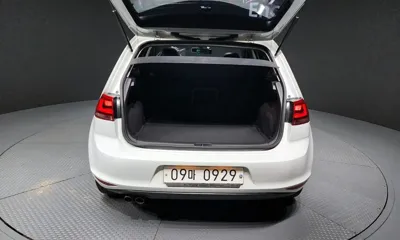 Volkswagen Golf 2016, 95375 км, за 6603.65 USD - фото 20