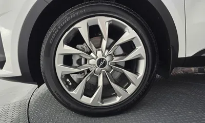 Kia Sorento 2023, 49352 км, за 16865.27 USD