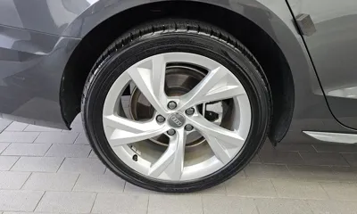Audi A4 2021, 33900 км, за 15938.08 USD