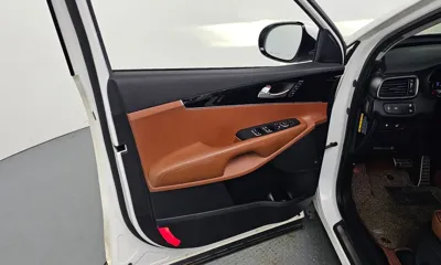 Kia Sorento 2019, 135467 км, за 11074.92 USD - фото 24