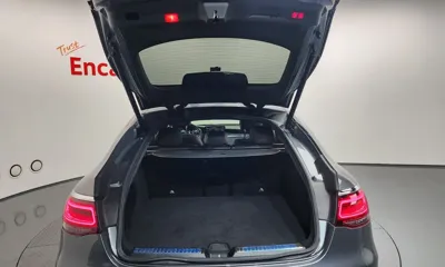 Mercedes-Benz GLC-Class 2020, 63905 км, за 24690.57 USD - фото 20