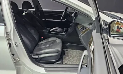 Hyundai Sonata 2016, 85791 км, за 6251.22 USD - фото 10