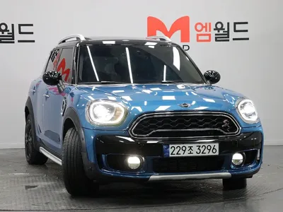 MINI Countryman 2019, 51000 км, за 16749.86 USD