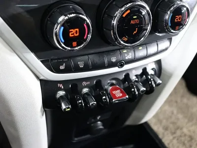 MINI Countryman 2019, 51000 км, за 16749.86 USD - фото 11