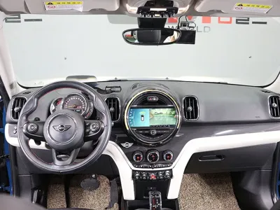 MINI Countryman 2019, 51000 км, за 16749.86 USD - фото 14