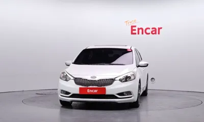 Kia K3 2013, 106859 км, за 3898.25 USD