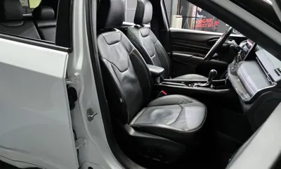 Jeep Compass 2022, 50159 км, за 15894.03 USD - фото 12