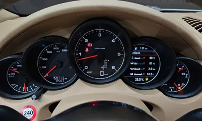 Porsche Cayenne 2016, 159713 км, за 16083.86 USD - фото 8
