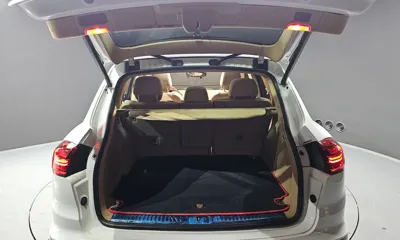 Porsche Cayenne 2016, 159713 км, за 16083.86 USD - фото 20
