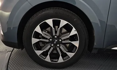 Kia Canival 2021, 109752 км, за 17417.2 USD