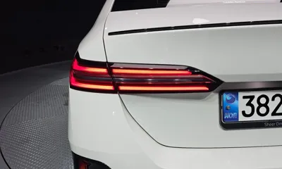 BMW 5-Series 2024, 22349 км, за 39379.02 USD - фото 23