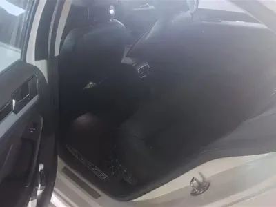 Volkswagen Sagitar 2019, 53700 км, за 9284.55 USD - фото 11
