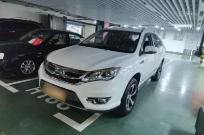 BYD S7 · 2016 год