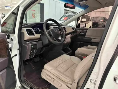 Honda Odyssey 2017, 213000 км, за 11035.69 USD - фото 6