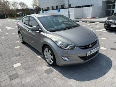 Hyundai Avante 2011, 67650 км, за 3705.39 USD