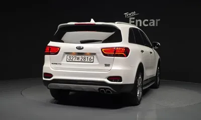 Kia Sorento 2018, 111982 км, за 10076.05 USD