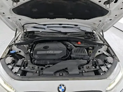 BMW 1 Series 2020, 18900 км, за 12382.3 USD - фото 10