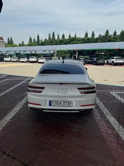 Genesis G80 2023, 15000 км, за 26983.81 USD