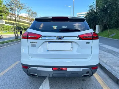 Geely Boyue 2018, 70000 км, за 4131.66 USD