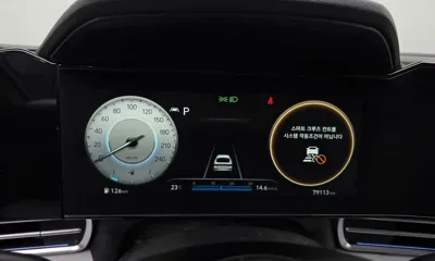 Hyundai Avante 2021, 79113 км, за 11636.22 USD - фото 8