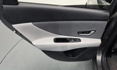Hyundai Avante 2021, 79113 км, за 11636.22 USD - фото 25