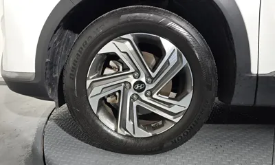 Hyundai Santafe 2021, 47622 км, за 16148.09 USD
