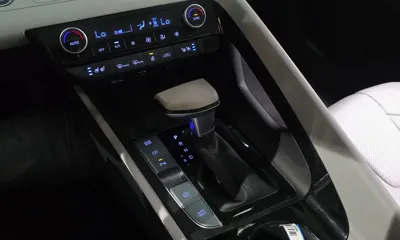 Hyundai Avante 2021, 71430 км, за 65046.9 USD - фото 9