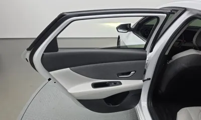 Hyundai Avante 2021, 71430 км, за 65046.9 USD - фото 25